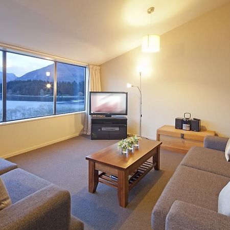 Apartments At Spinnaker Bay Квінстаун Екстер'єр фото