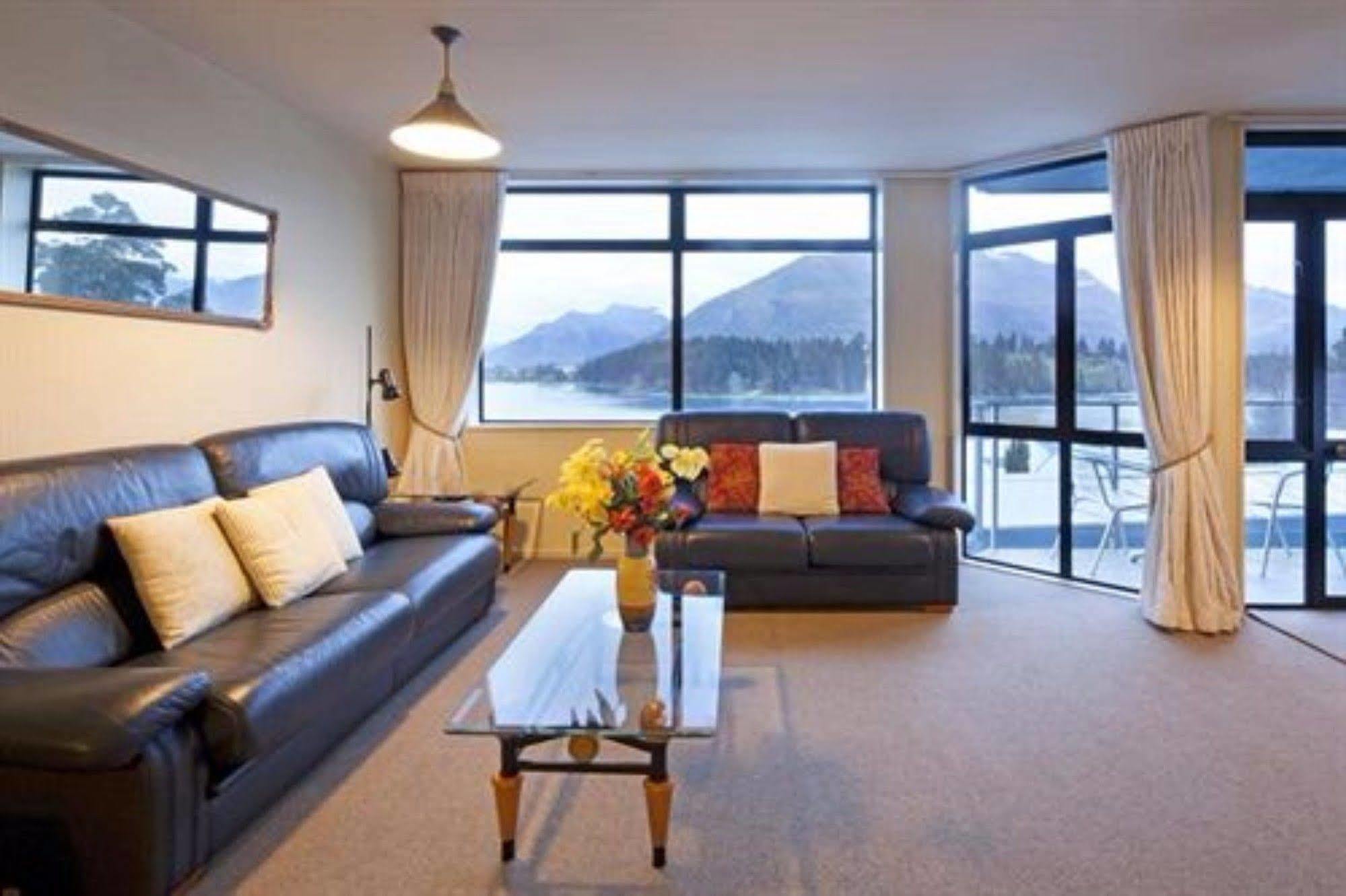 Apartments At Spinnaker Bay Квінстаун Екстер'єр фото
