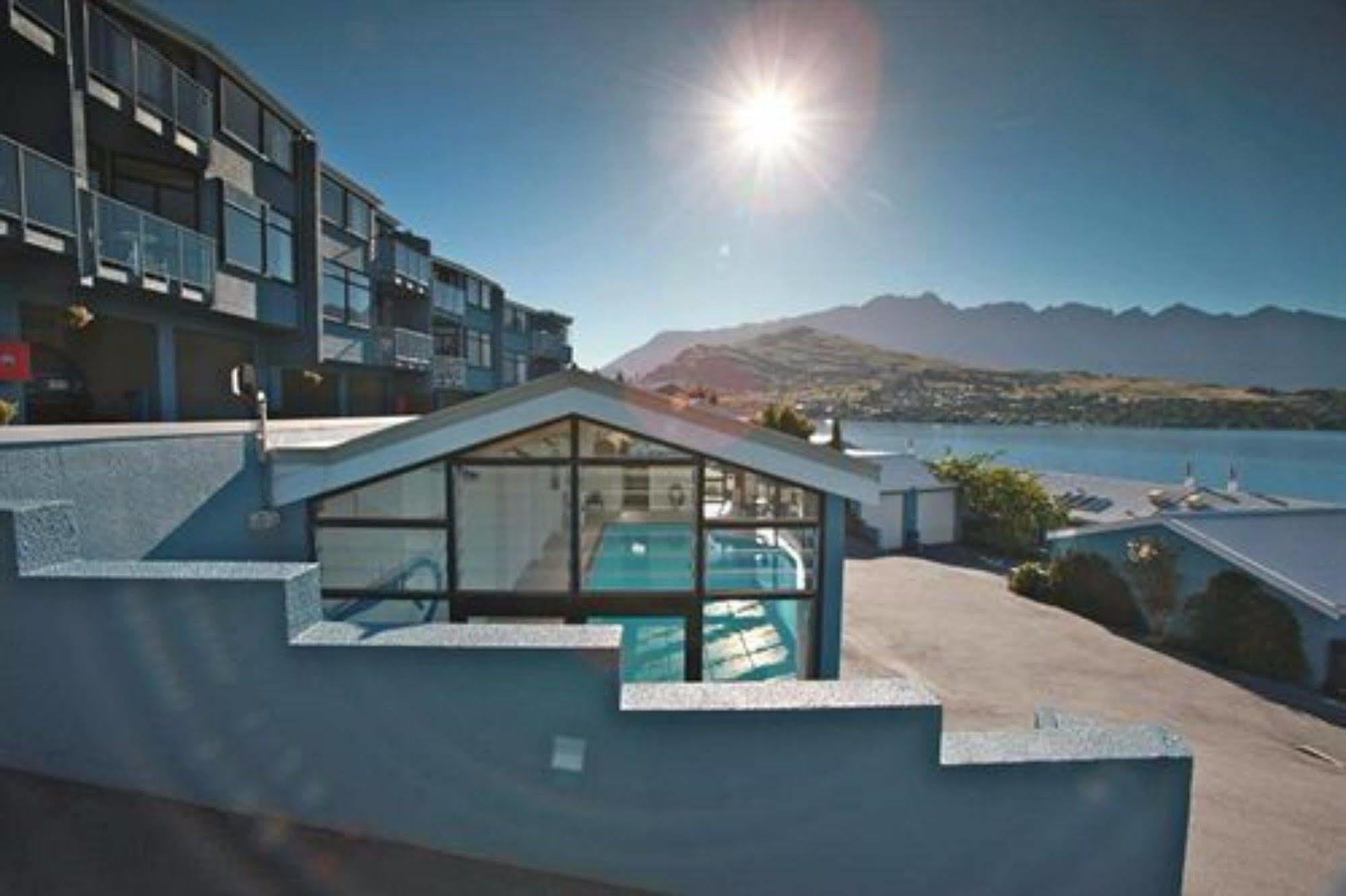 Apartments At Spinnaker Bay Квінстаун Екстер'єр фото