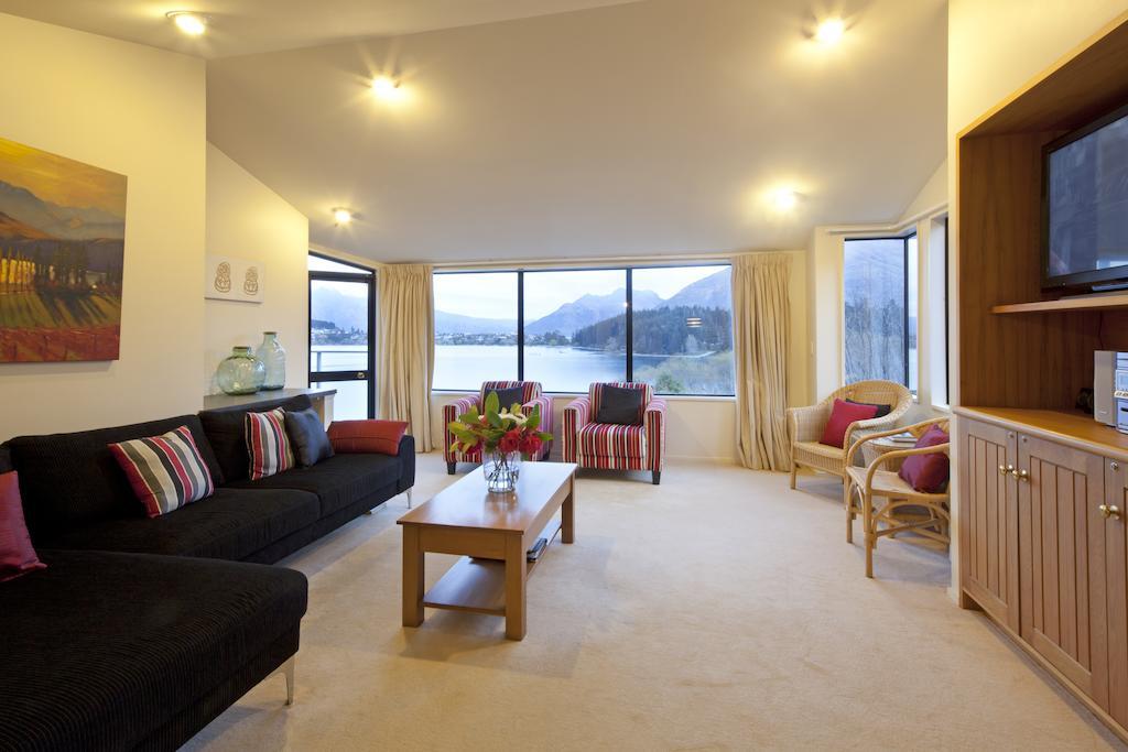 Apartments At Spinnaker Bay Квінстаун Екстер'єр фото